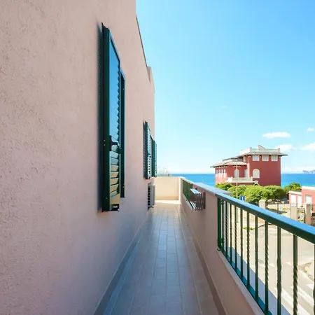 Zona Residenziale, Incantevole Vista Mare Via Antonio Gramsci, 18, 07041 Ss Lägenhet *