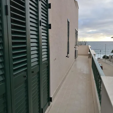 Apartment Zona Residenziale, Incantevole Vista Mare Via Antonio Gramsci, 18, 07041 Ss *
