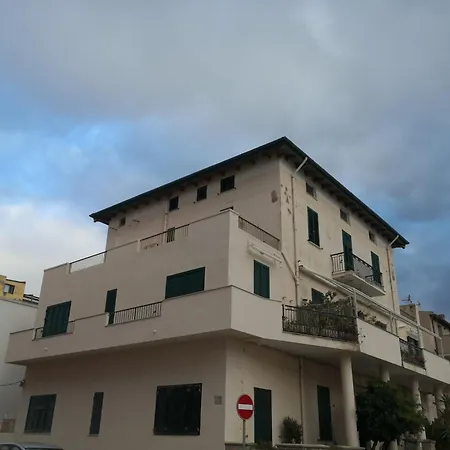 Zona Residenziale, Incantevole Vista Mare Via Antonio Gramsci, 18, 07041 Ss Apartment