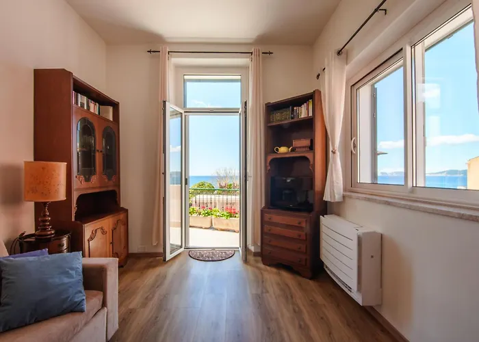 Apartamento Zona Residenziale, Incantevole Vista Mare Via Antonio Gramsci, 18, 07041 Ss *
